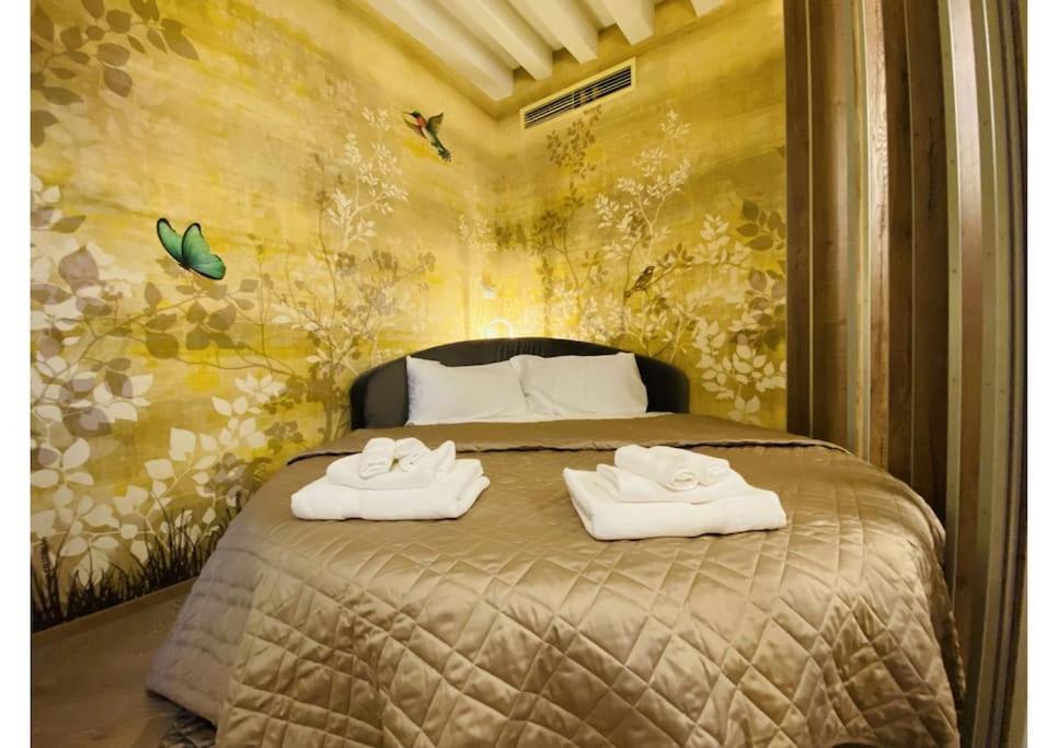 Sweet Time Venice, Luxury San Marco Frezzaria Apt! ภายนอก รูปภาพ
