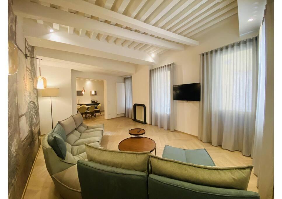Sweet Time Venice, Luxury San Marco Frezzaria Apt! ภายนอก รูปภาพ