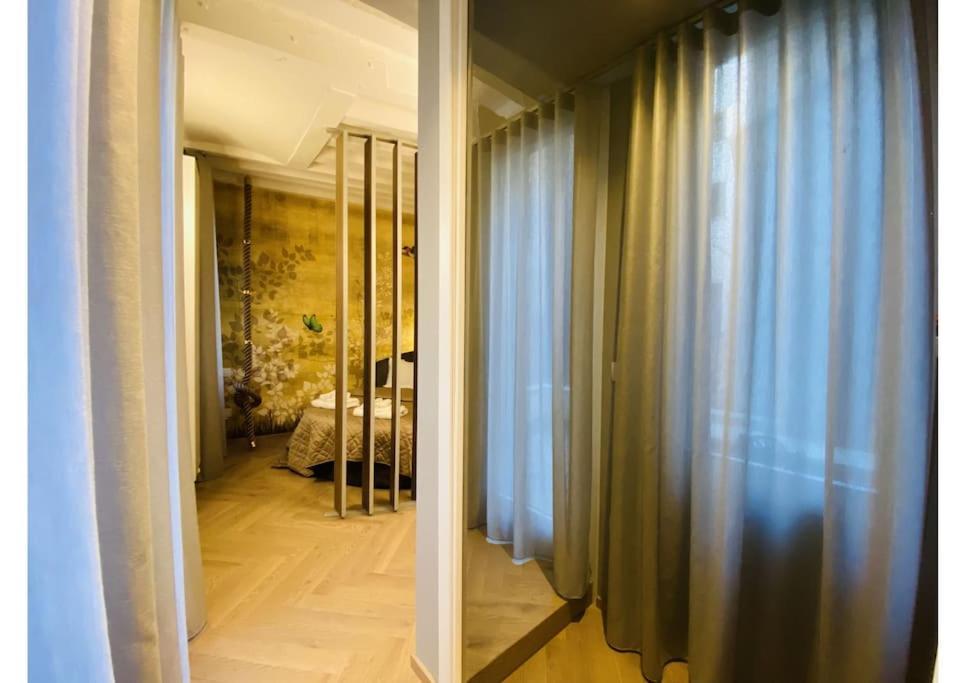 Sweet Time Venice, Luxury San Marco Frezzaria Apt! ภายนอก รูปภาพ