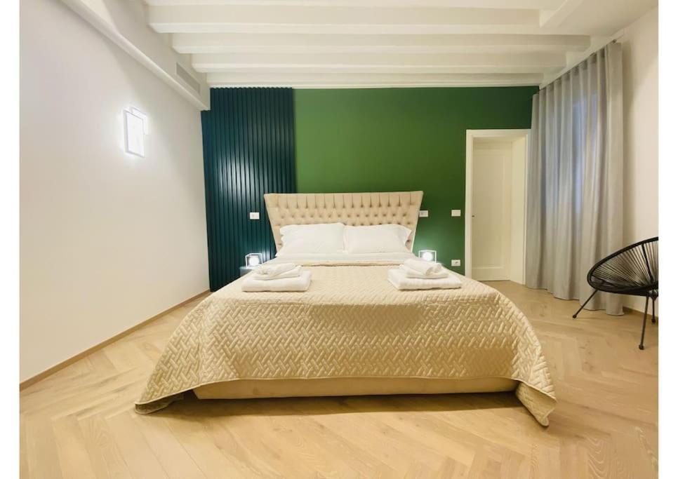 Sweet Time Venice, Luxury San Marco Frezzaria Apt! ภายนอก รูปภาพ